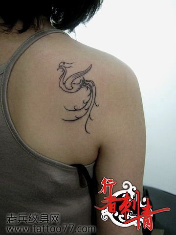 女生喜欢的图腾凤凰纹身图案