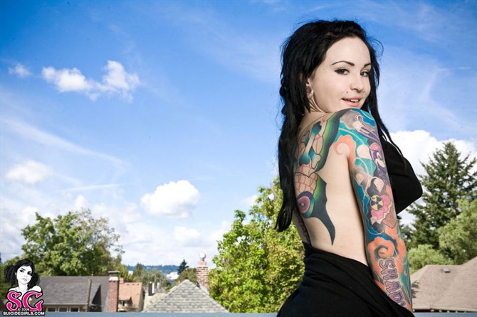 ��������