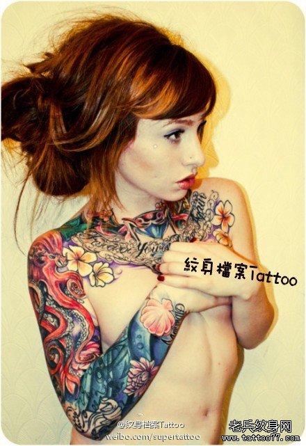 ɫtattoo girlͼ